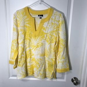 Analogy Rayon/ Polyester Yellow & White V neck Tunic Size Large EUC